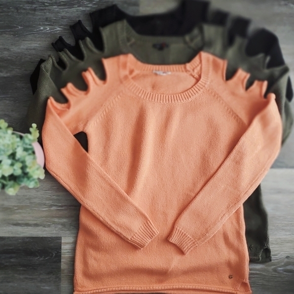 G by Guess Peekaboo Shoulder Sweater in Sherbet - Picture 11 of 14